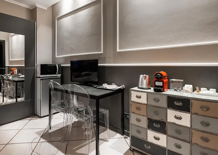 Fusari A Piazza Maggiore By Wonderful Italy Bolonha